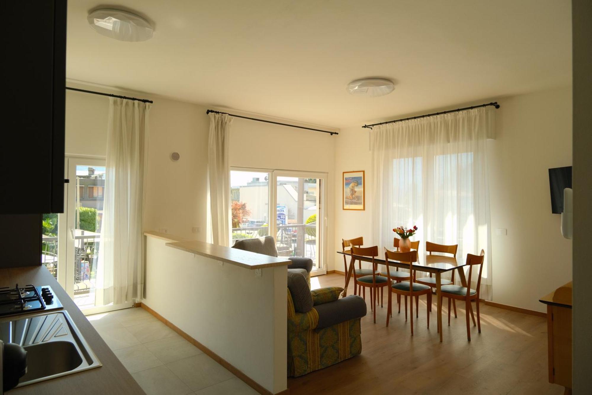 Casa Paola Central Stay By The Lake Domaso Exteriör bild